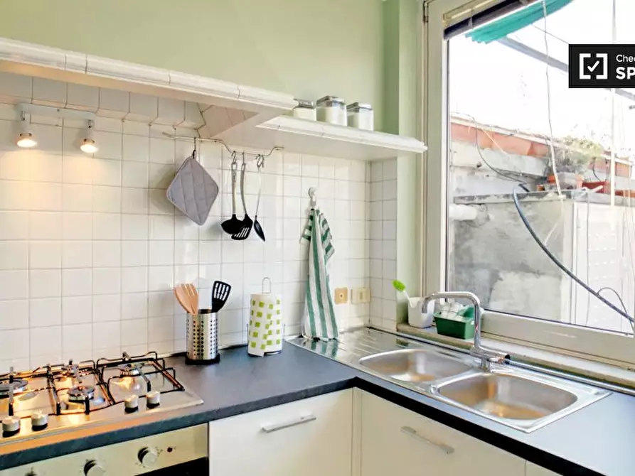 Immagine 16 di Camera condivisa in affitto  in Via Teodosio a Milano