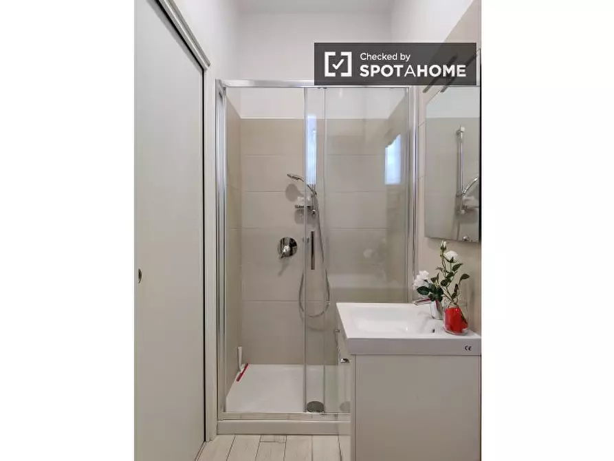 Immagine 8 di Ufficio in affitto  in Via Polesine a Milano