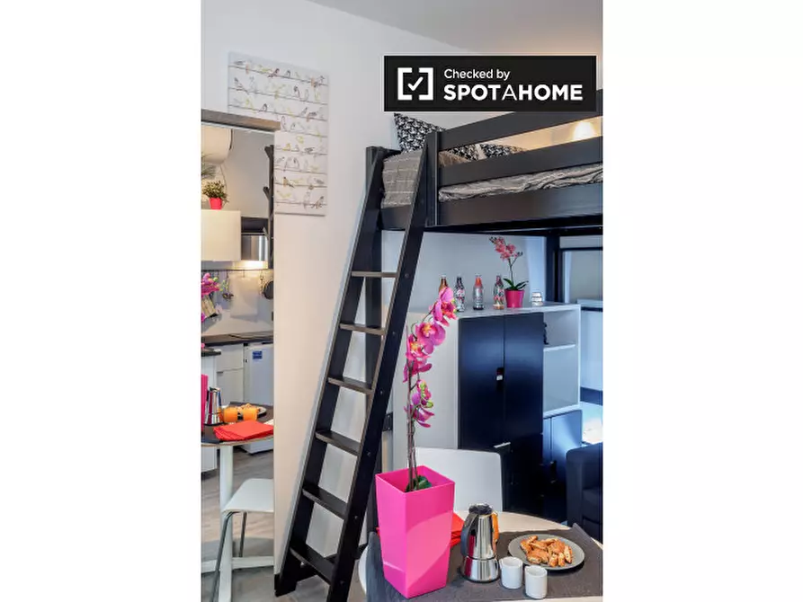 Immagine 6 di Ufficio in affitto  in Via Pietro Crespi a Milano