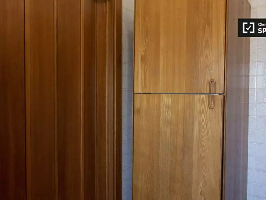 Immagine 12 di Appartamento in affitto  in Via Ildebrando Vivanti a Roma