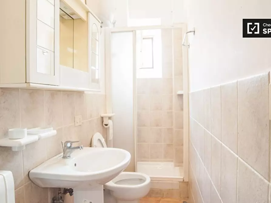 Immagine 5 di Appartamento in affitto  in Via Principe Amedeo a Roma