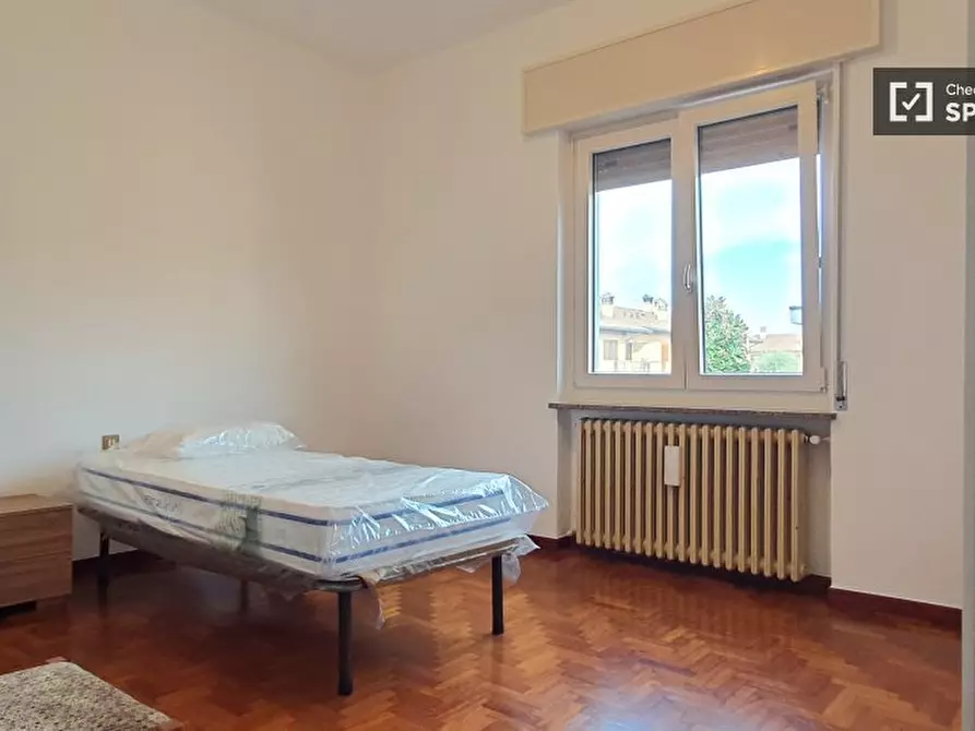 Immagine 1 di Camera condivisa in affitto  in Via G. Deledda a Treviolo