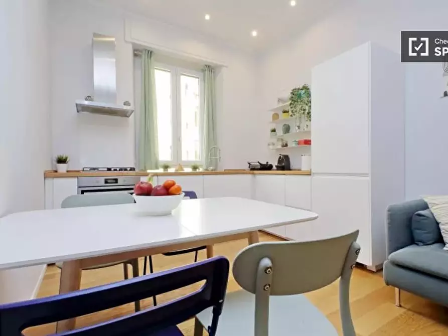 Immagine 6 di Appartamento in affitto  in Via Lorenzo il Magnifico a Roma