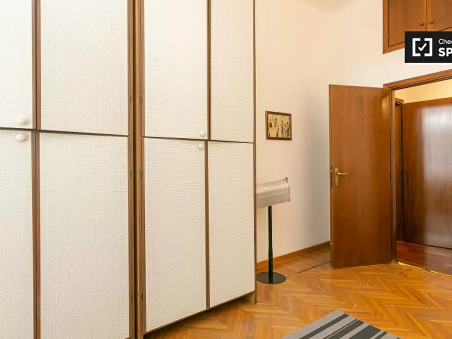 Immagine 3 di Camera condivisa in affitto  in Viale Monza, 20127 Milano MI, Italy a Milano