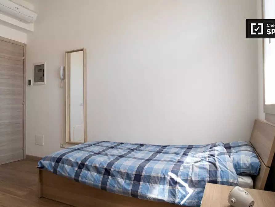 Immagine 3 di Camera condivisa in affitto  in Via Risorgimento, 11, 20093 Cologno Monzese MI, Italy a Cologno Monzese