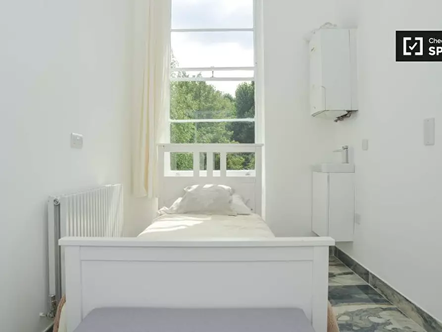 Immagine 12 di Appartamento in affitto  in B Formosa St a Paddington