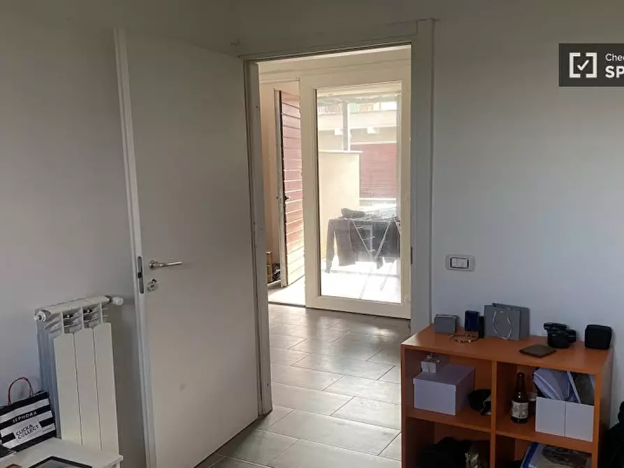 Immagine 6 di Camera condivisa in affitto  in Via di Carcaricola a Roma
