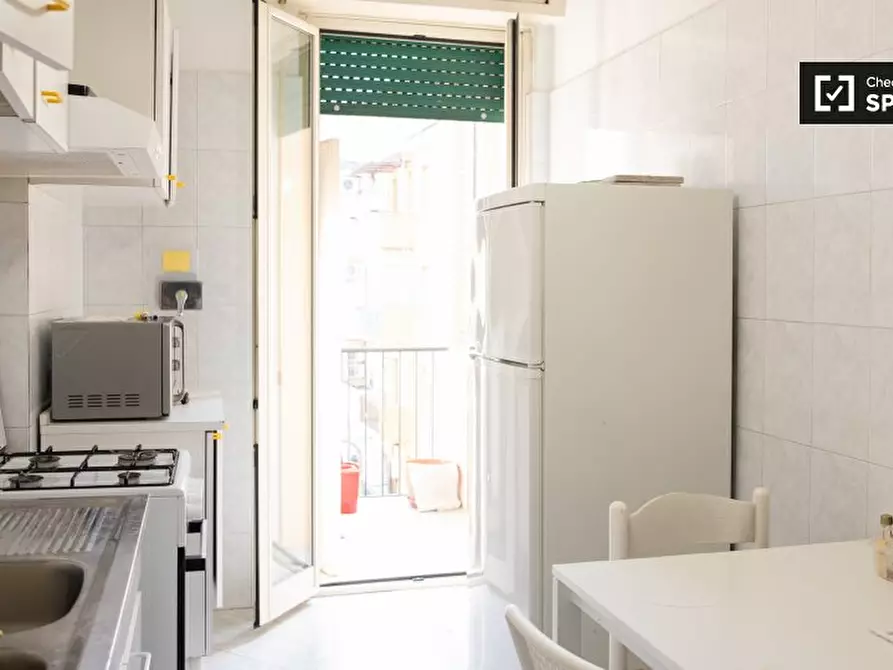 Immagine 9 di Camera condivisa in affitto  in Via Alfonso Borelli a Roma