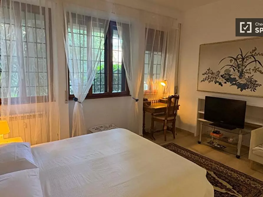 Immagine 2 di Appartamento in affitto  in Via Luigi Lilio a Roma