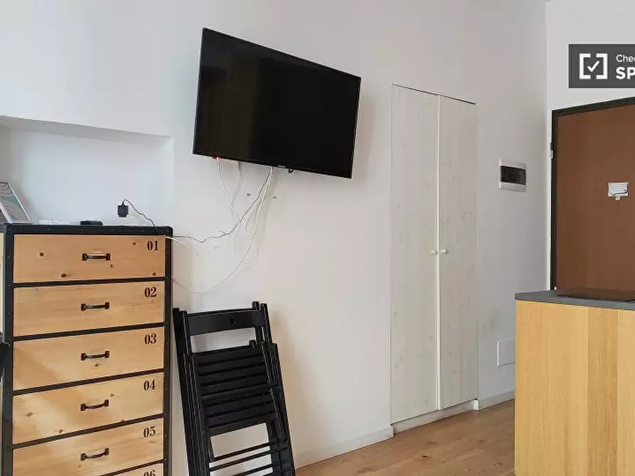 Immagine 5 di Ufficio in affitto  in Viale Bligny a Milano