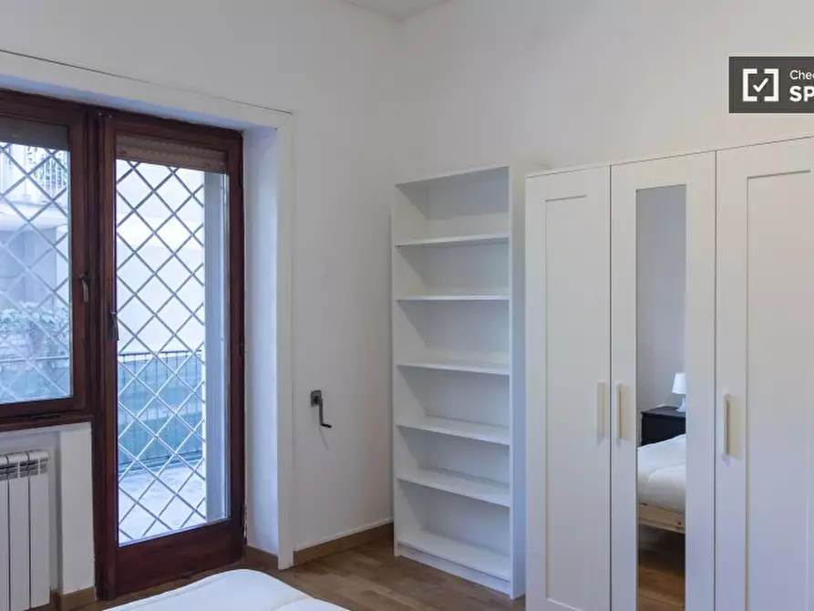 Immagine 4 di Camera condivisa in affitto  in Via Giuseppe Lorenzoni a Roma