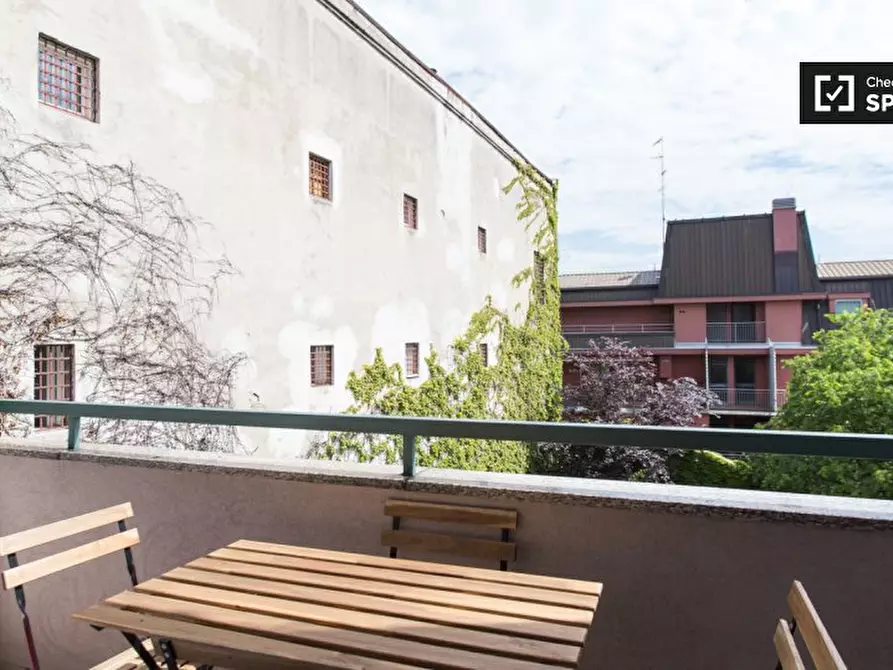 Immagine 11 di Camera condivisa in affitto  in Via Toce a Milano