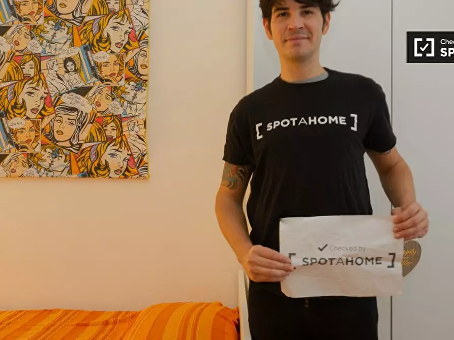 Immagine 19 di Camera condivisa in affitto  in Via Alfredo Catalani a Milano