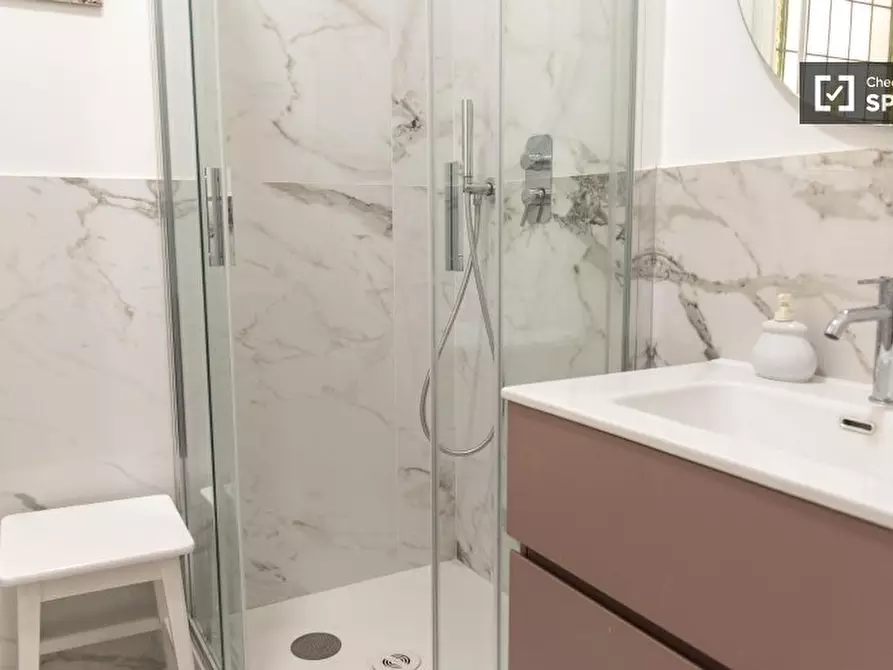 Immagine 8 di Camera condivisa in affitto  in Via Ottorino Lazzarini a Roma