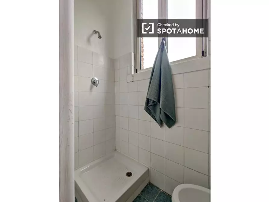 Immagine 19 di Appartamento in affitto  in Viale Faenza a Milano