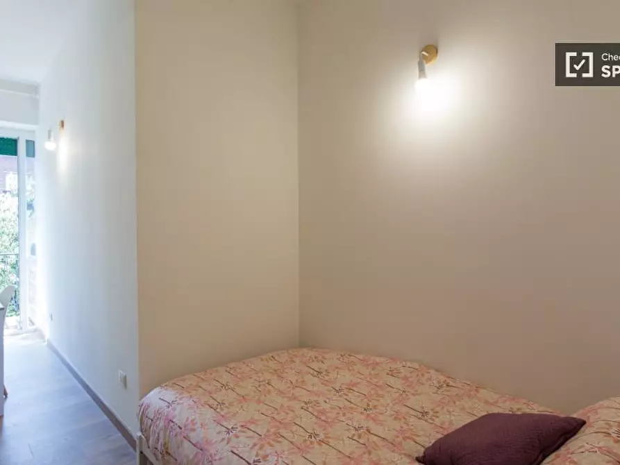 Immagine 16 di Camera condivisa in affitto  in Via Teodosio a Milano