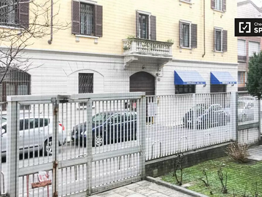 Immagine 5 di Appartamento in affitto  in Via Bernardino Verro a Milano
