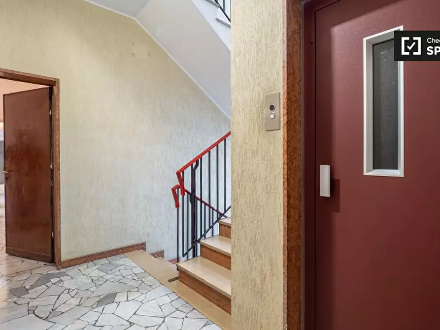 Immagine 12 di Camera condivisa in affitto  in Viale Bligny a Milano