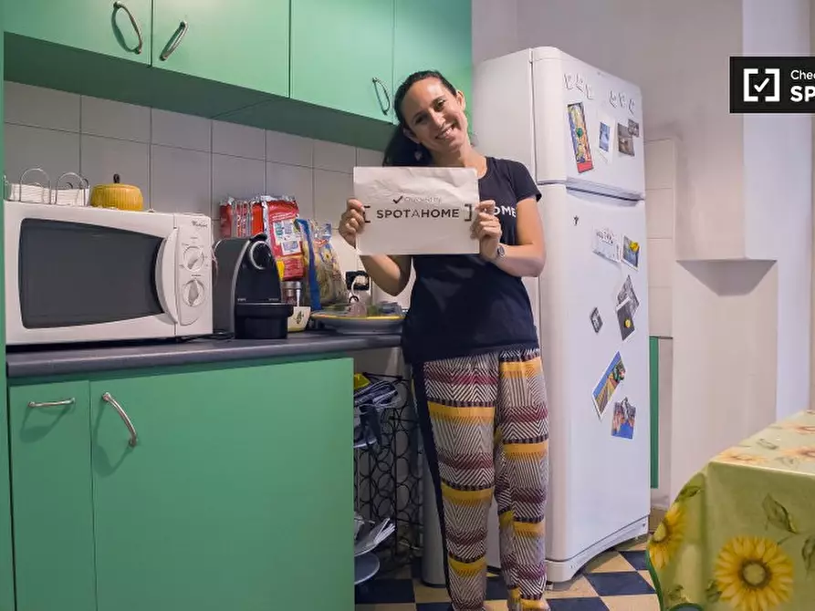 Immagine 14 di Camera condivisa in affitto  in Via Castelfidardo, 00185 Roma RM, Italy a Roma