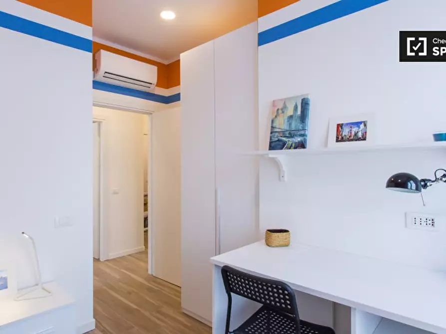 Immagine 3 di Camera condivisa in affitto  in Via Gentile Bellini a Milano