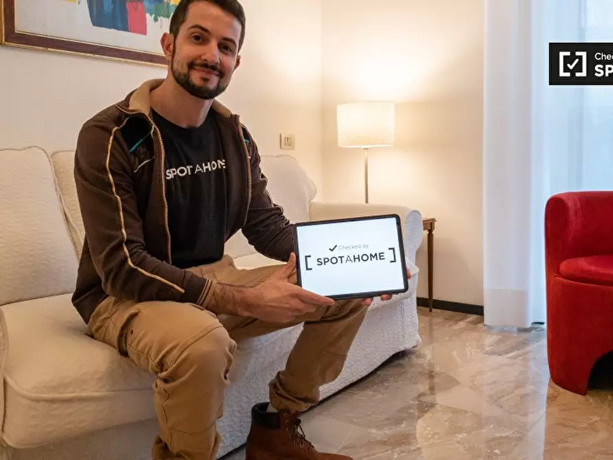 Immagine 11 di Appartamento in affitto  in Piazzale Biancamano a Milano