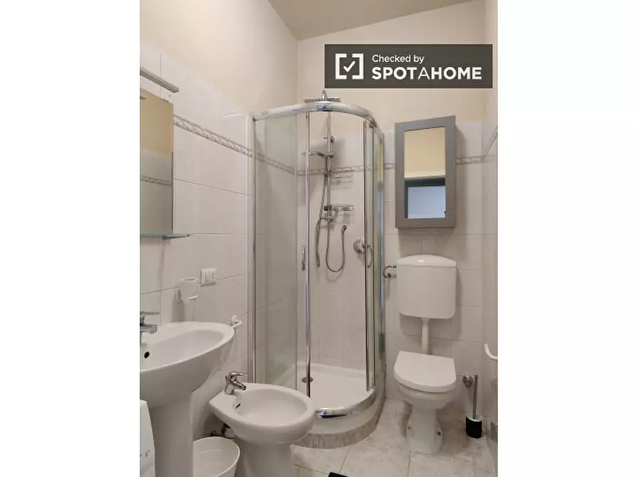 Immagine 7 di Ufficio in affitto  in Viale Bligny a Milano