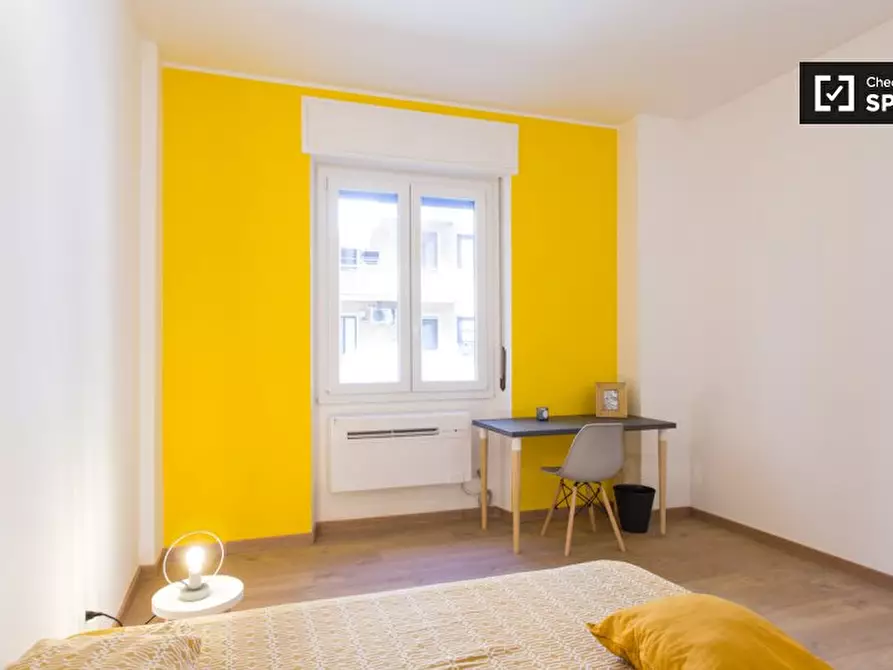 Immagine 2 di Camera condivisa in affitto  in Viale Gran Sasso a Milano