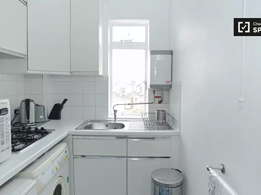 Immagine 4 di Ufficio in affitto  in F2 St Anns Villas a Kensington