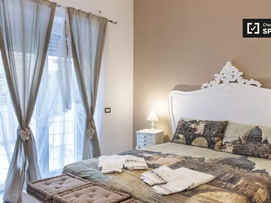 Immagine 11 di Appartamento in affitto  in Via Emilio Albertario a Roma