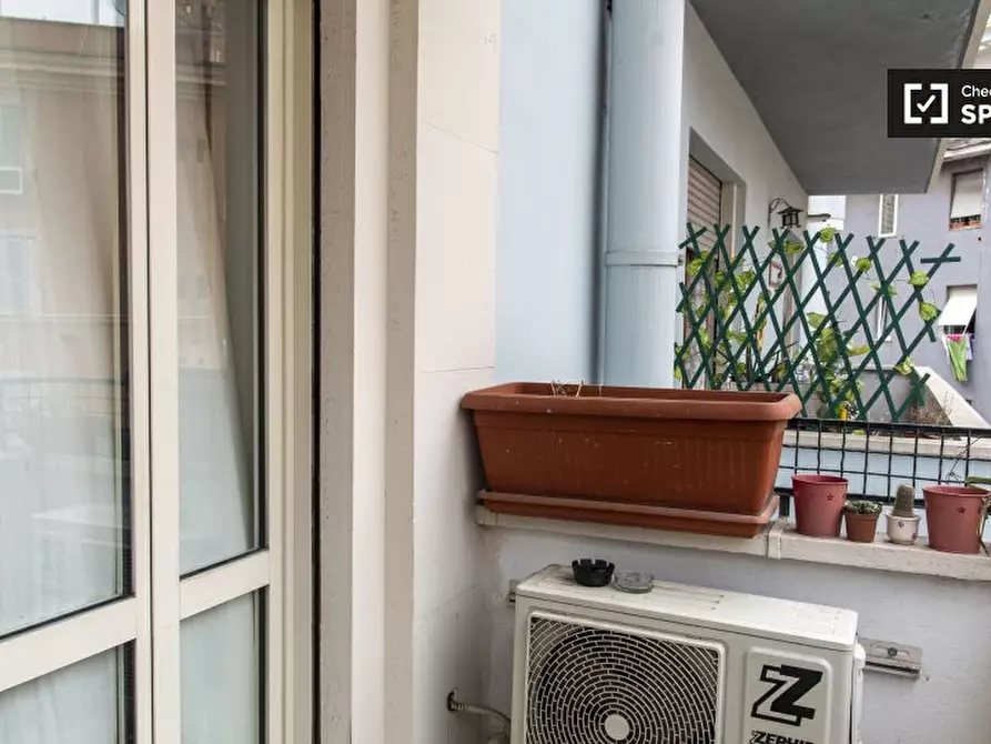 Immagine 9 di Appartamento in affitto  in Piazza dei Campani a Roma