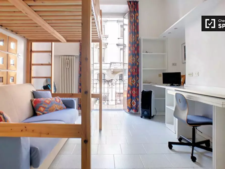 Immagine 2 di Ufficio in affitto  in Corso Genova, 20123 Milano MI, Italy a Milano