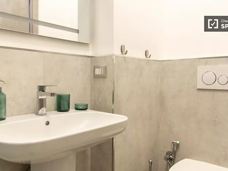 Immagine 18 di Appartamento in affitto  in Via di Gesù e Maria a Roma