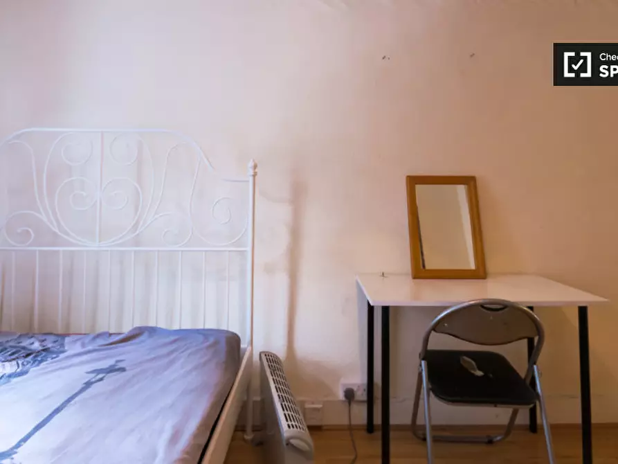Immagine 4 di Camera condivisa in affitto  in Vauxhall Bridge Road a 