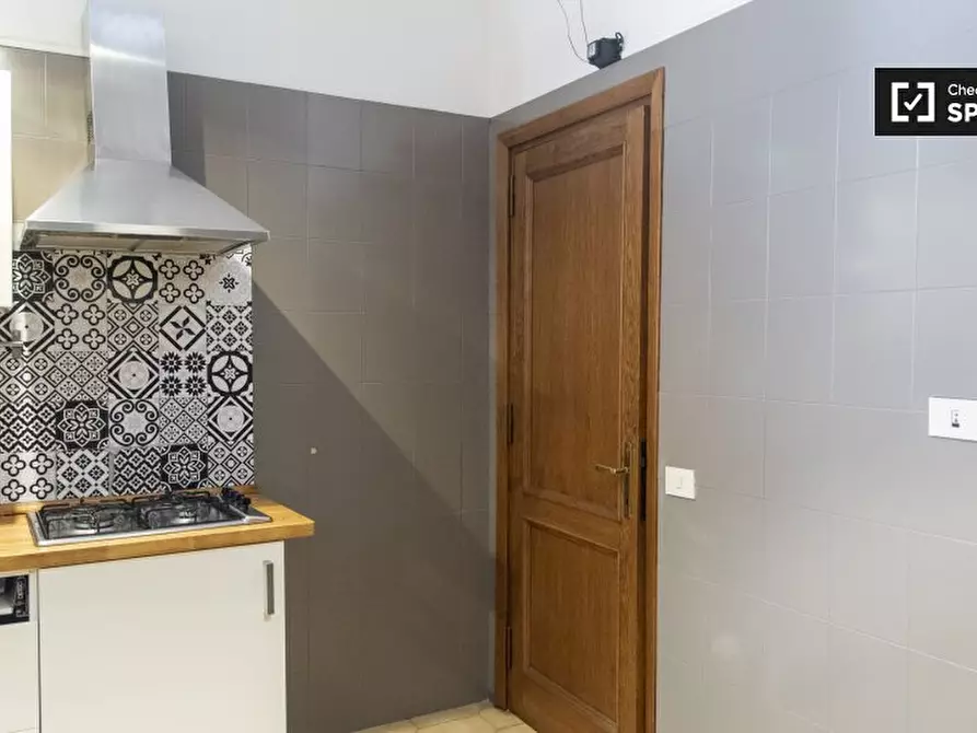 Immagine 13 di Appartamento in affitto  in Piazza dei Campani a Roma