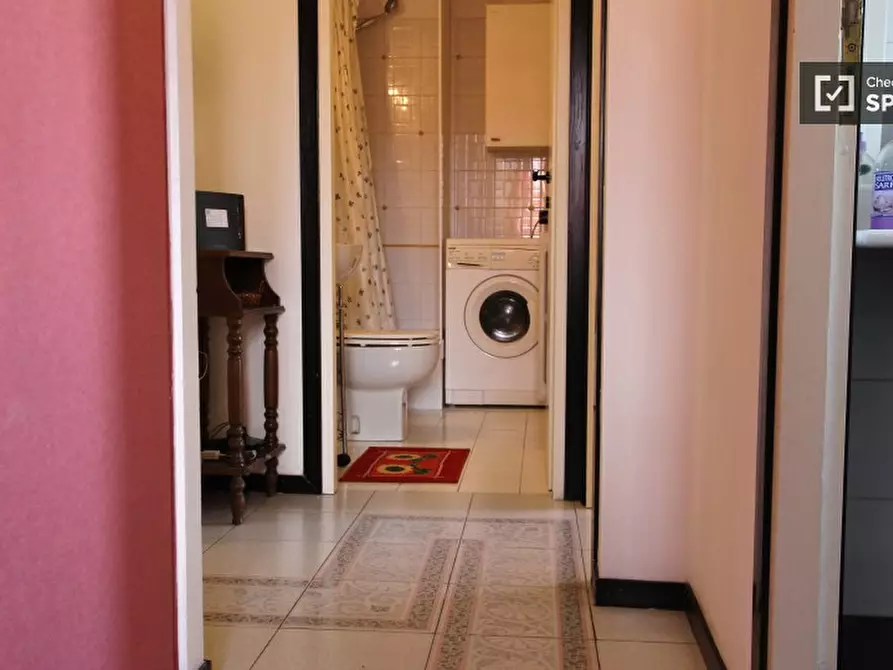 Immagine 16 di Camera condivisa in affitto  in via Luigi Cesana a Roma