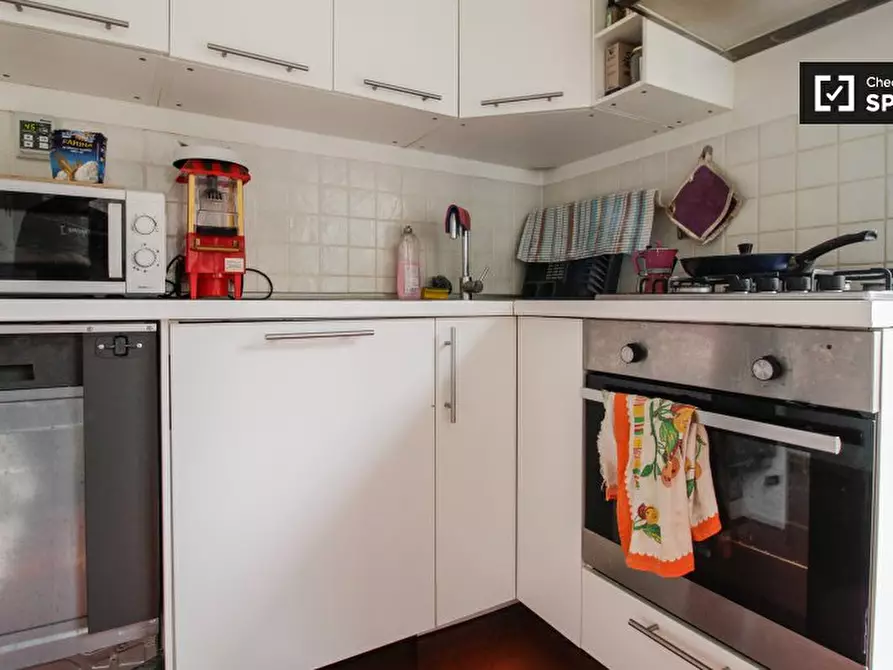 Immagine 11 di Camera condivisa in affitto  in Corso S. Maurizio a Torino