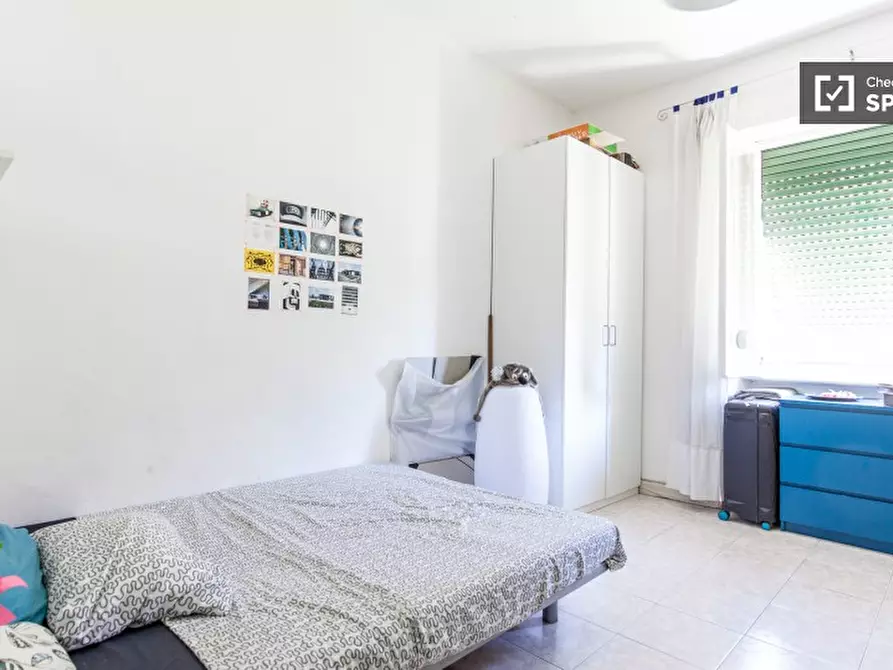 Immagine 3 di Camera condivisa in affitto  in Via delle Cave a Roma