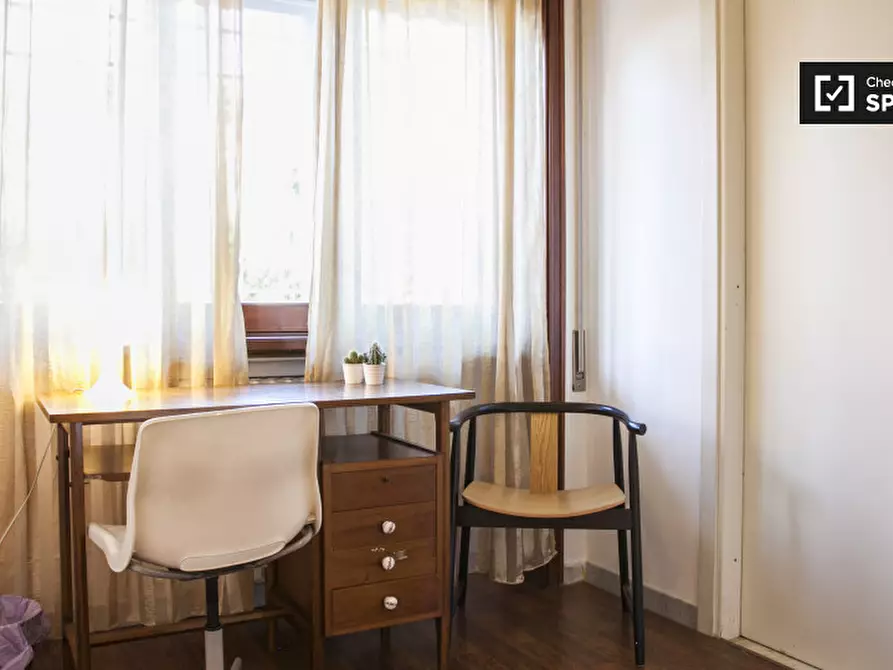 Immagine 8 di Camera condivisa in affitto  in Via Fogliano a Roma