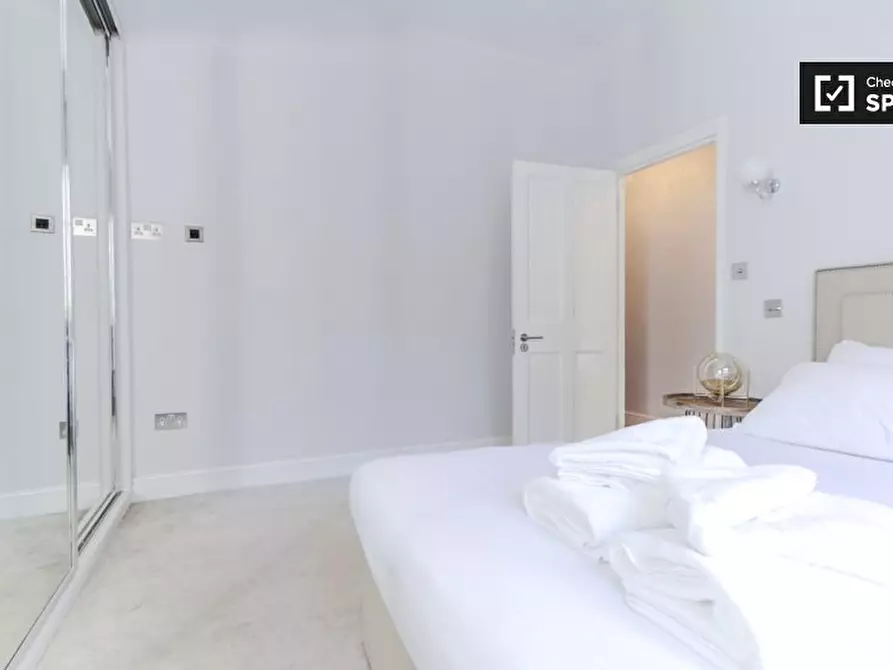 Immagine 11 di Appartamento in affitto  in a Queenstown Road a Lambeth