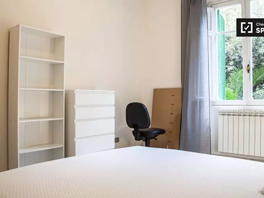 Immagine 2 di Camera condivisa in affitto  in Largo Magnagrecia a Roma