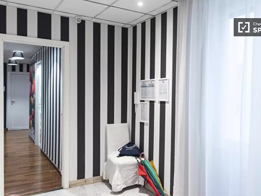 Immagine 19 di Camera condivisa in affitto  in Viale Parioli a Roma