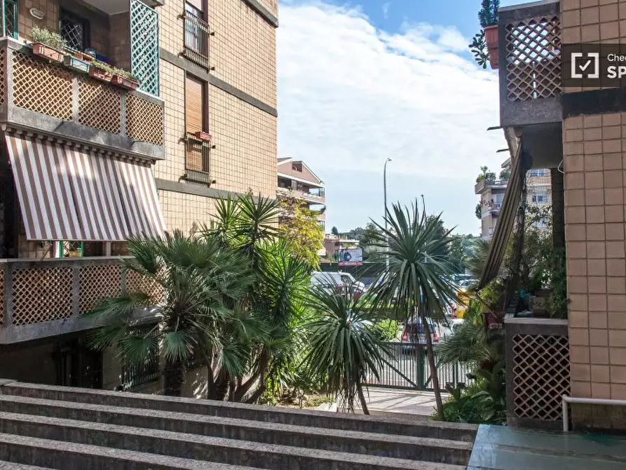 Immagine 7 di Camera condivisa in affitto  in Via Aurelia a Roma