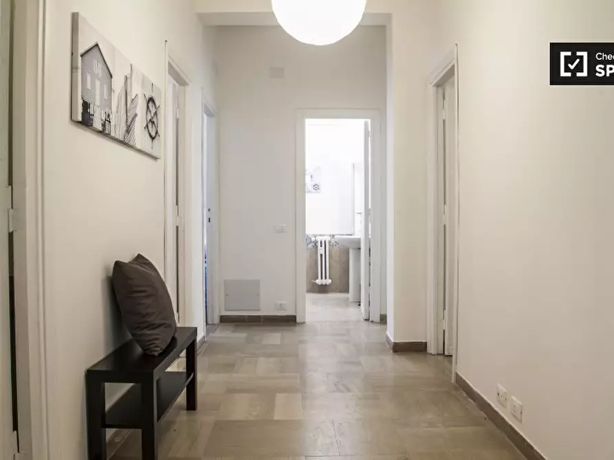 Immagine 14 di Camera condivisa in affitto  in Via Temistocle Calzecchi Onesti a Roma