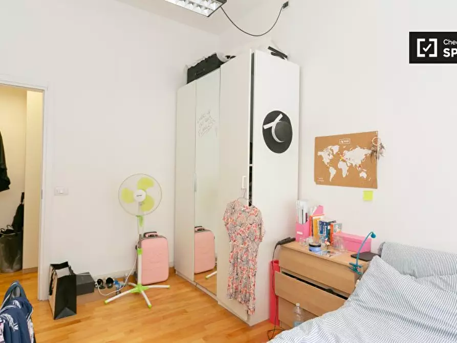 Immagine 4 di Camera condivisa in affitto  in Corso di Porta Romana, 20122 Milano MI, Italy a Milano