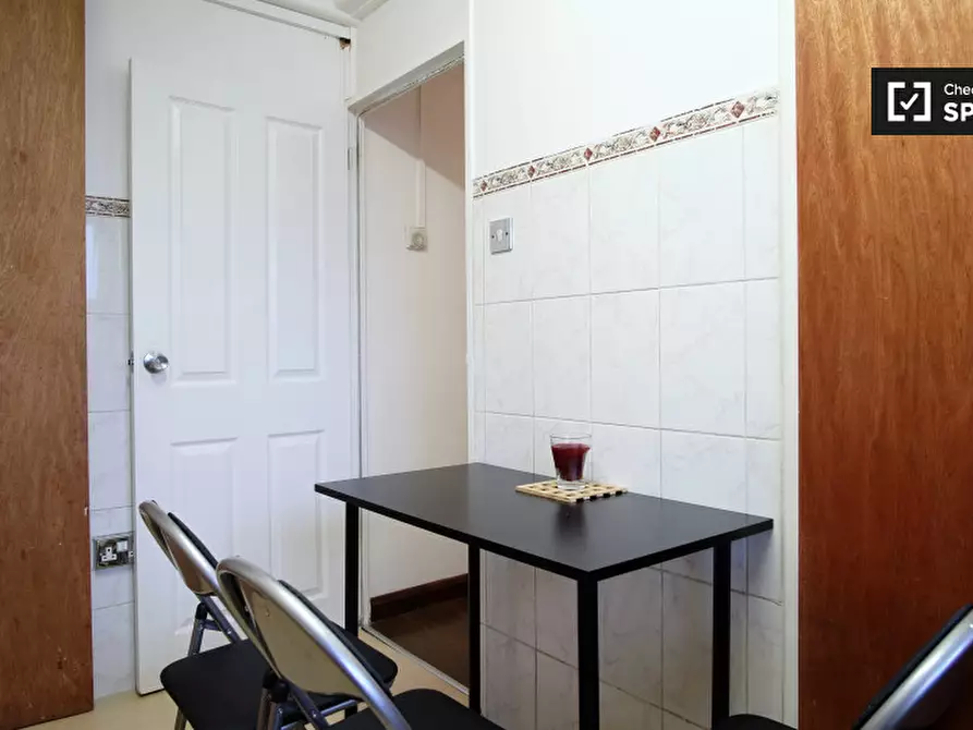 Immagine 7 di Camera condivisa in affitto  in Hunton Street a Poplar