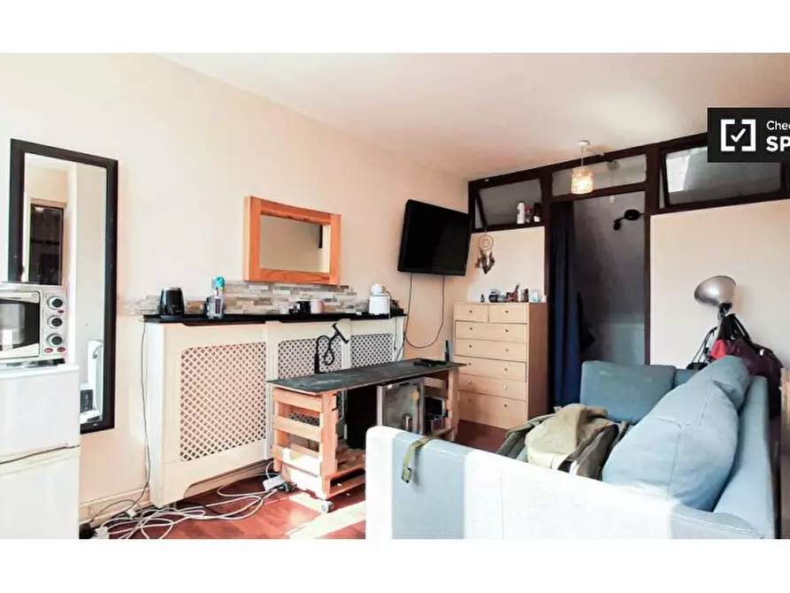 Immagine 6 di Camera condivisa in affitto  in Burwell Walk a Poplar