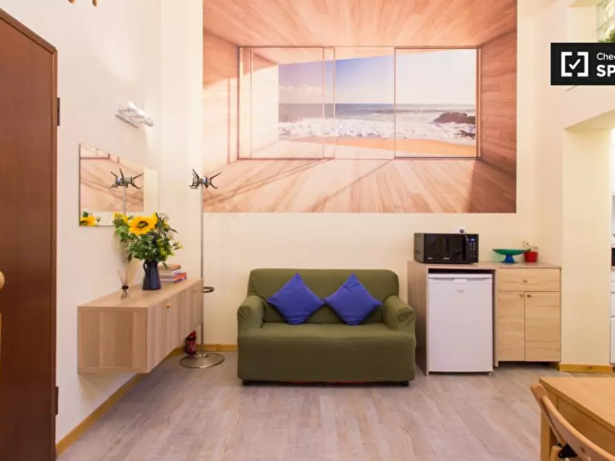 Immagine 3 di Ufficio in affitto  in Via delle Forze Armate a Milano