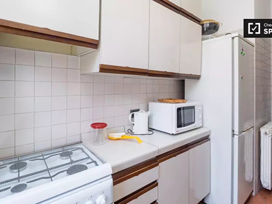 Immagine 11 di Appartamento in affitto  in Via Altaguardia a Milano