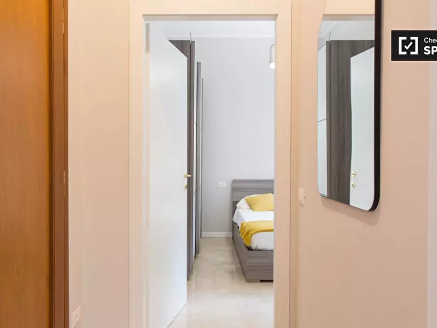 Immagine 2 di Appartamento in affitto  in Via Giuseppe Parini a Milano