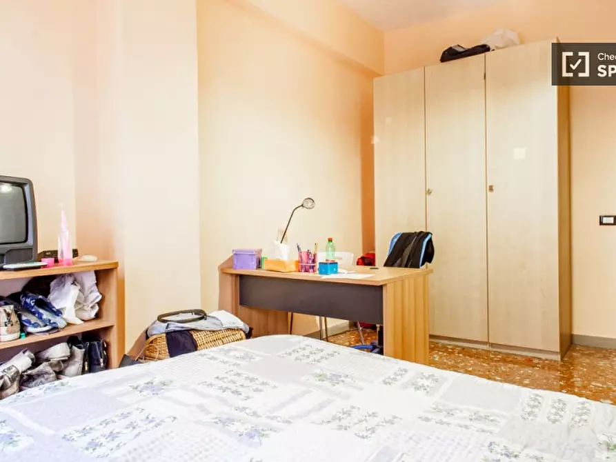 Immagine 4 di Camera condivisa in affitto  in Via Gaspare Gozzi a Roma